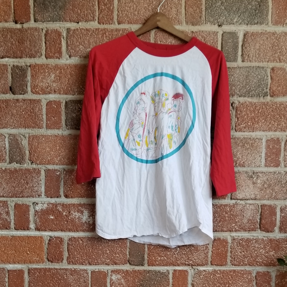 Graphic tshirt